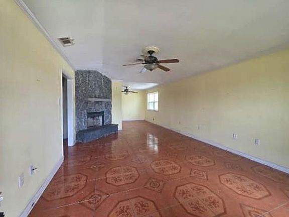 2nd image of 4518 Viola St