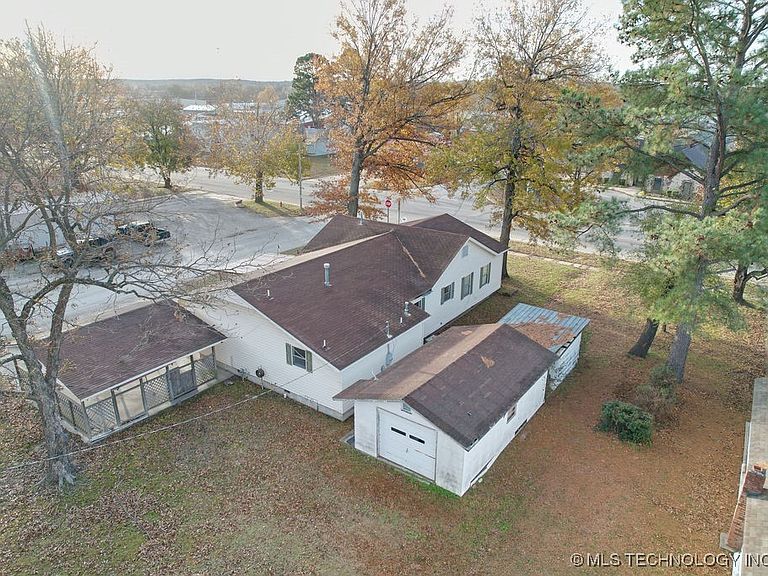 Listing photo 4