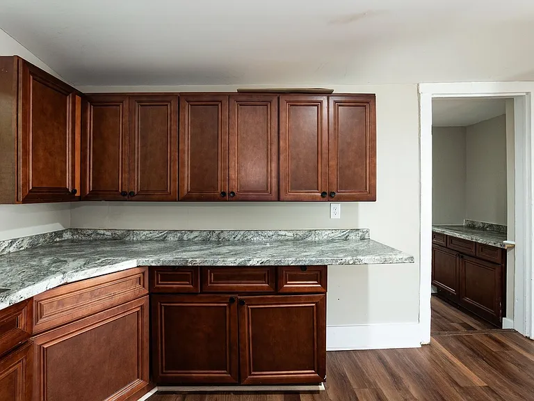 229 Lowry St — Photo 18