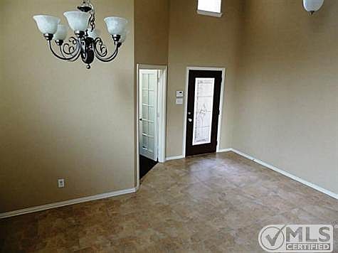 4th image of 3009 Thicket Dr