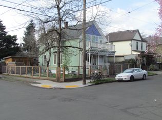 233-235 SE 22nd Ave, Portland, OR 97214