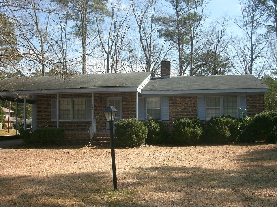 1st image of 601 Smallwood Dr