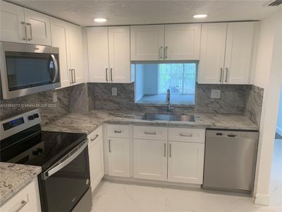 1075 Riverside Dr APT 401, Coral Springs, FL, 33071