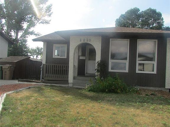 3rd image of 1210 Brown St