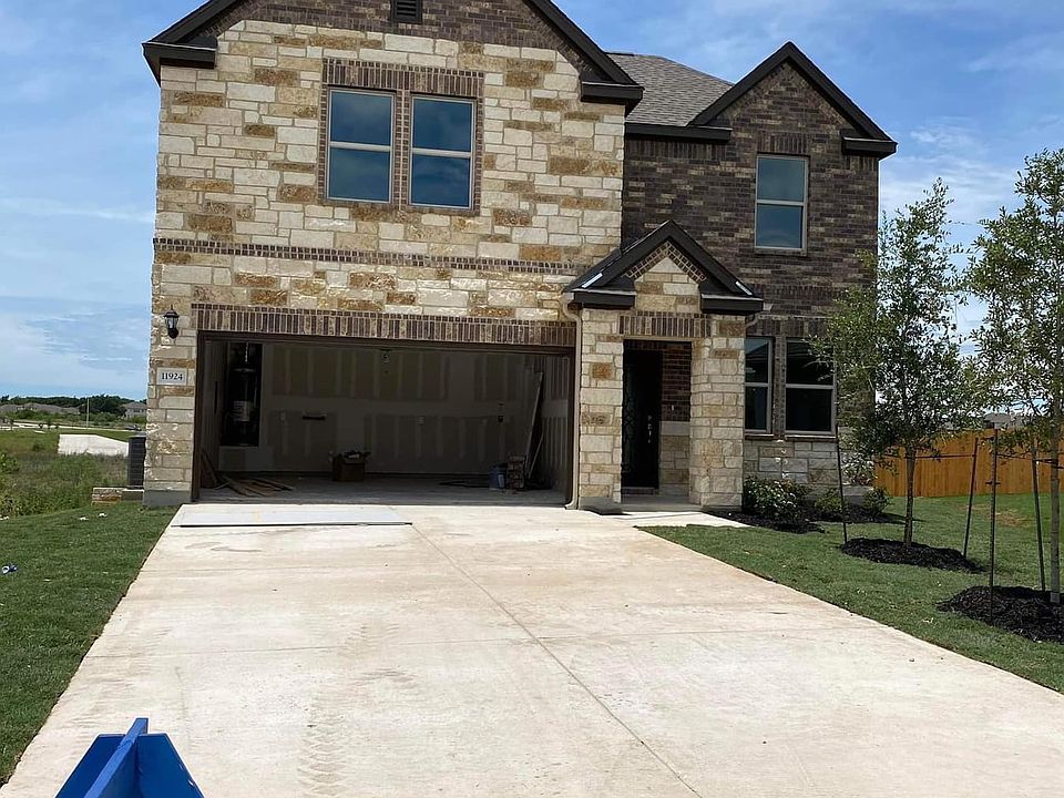 1st image of 11924 Gilleland Ln