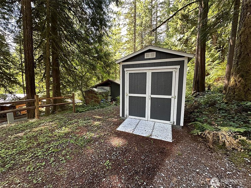 5th image of 44707 Snee Oosh Trail