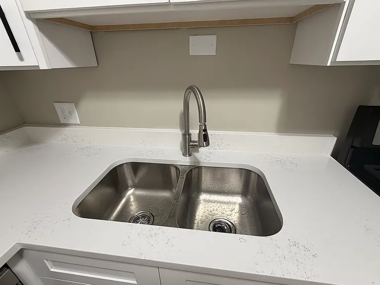 905 Westmoreland Dr — Photo 17