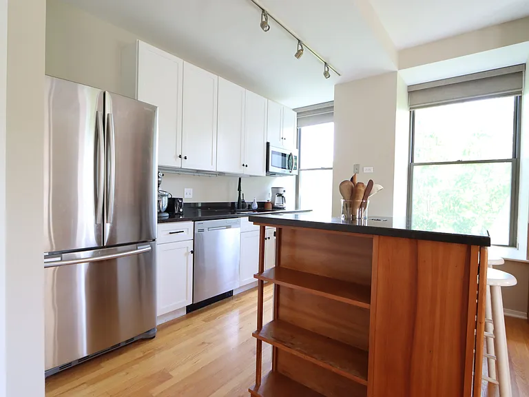 811 S Lytle St #319 — Photo 4