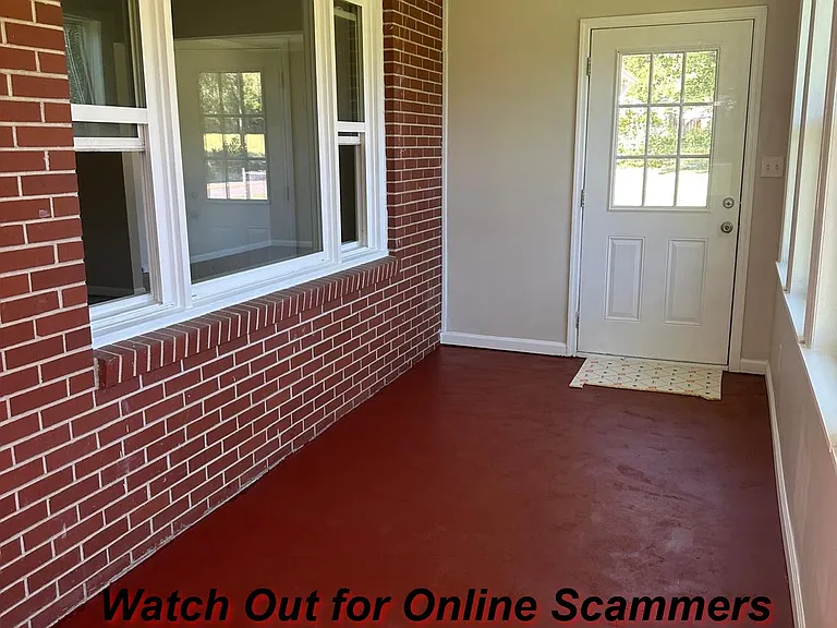 1300 Stonewall St — Photo 4