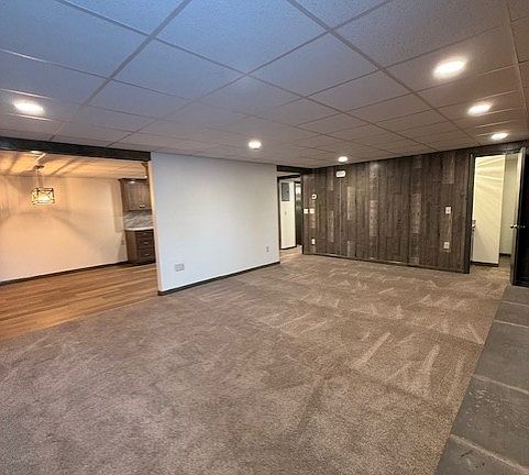 5th image of 300 Vine St APT M