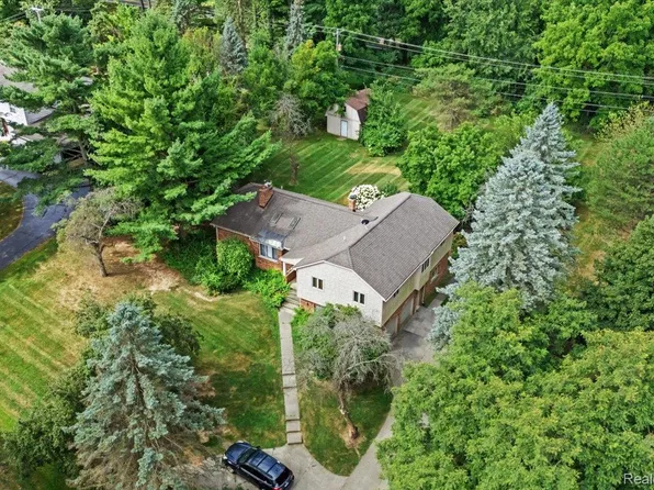 60023 Trailwood St, Washington, MI 48094