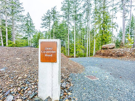 2nd image of 2440 Carpenter Rd