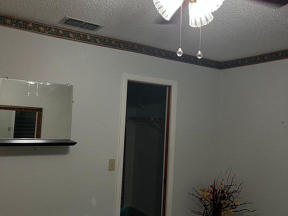 2nd image of 4711 Oak Hill Ct #53
