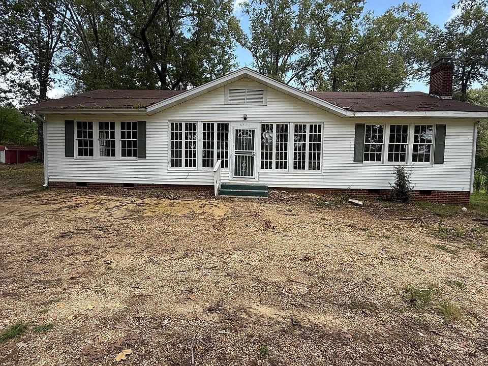 1st image of 4520 Whitehaven Dr