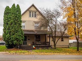 556 Thornton St, Sharon, PA 16146