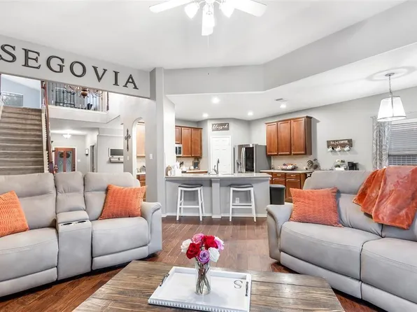 1722 Penina Dr, Crosby, TX 77532