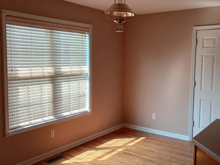 722 Muirfield Cir — Photo 18