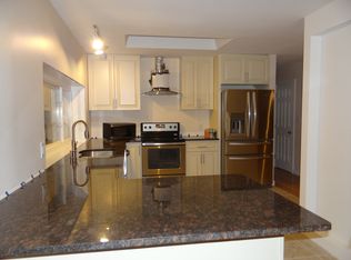 80 Contour Dr, Cheshire, CT 06410