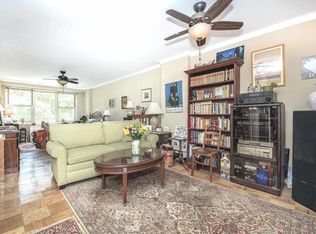305 E 24th St APT 4K, Manhattan, NY