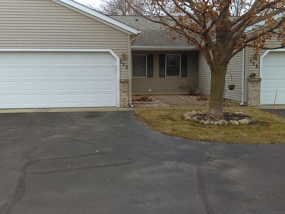 1st image of 713 Bayberry Ln