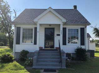 906 Ophia St, Metropolis, IL 62960