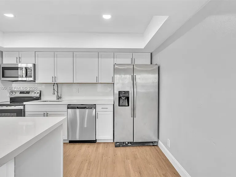 161 NW 40th St #1 — Photo 4