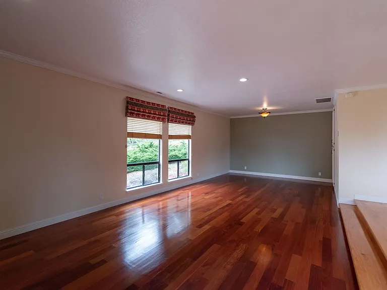 22688 Riva Ridge Rd — Photo 10