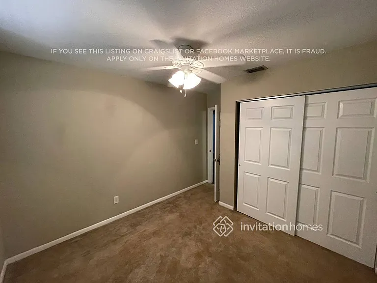 939 Lakewood Ave — Photo 8