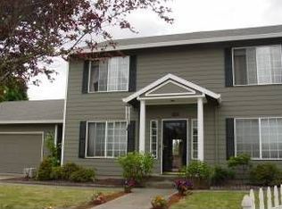 6404 SE Nathan Ct, Hillsboro, OR