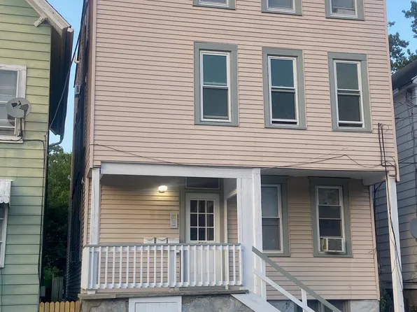 214 Robinson St APT 2, Hudson, NY 12534