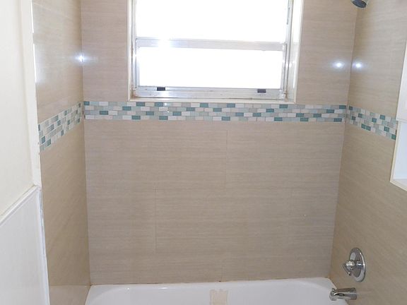 3rd image of 2448 NW 9th Ter