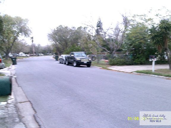 2nd image of 1138 Greenway St
