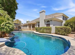 302 S Tucana Ct, Gilbert, AZ 85296