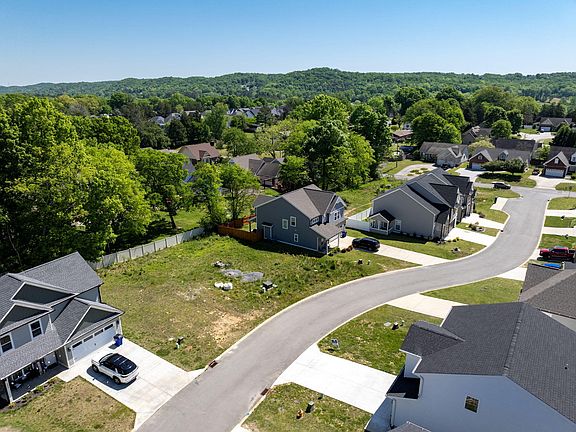 3rd image of 5026 Solar Ln NW