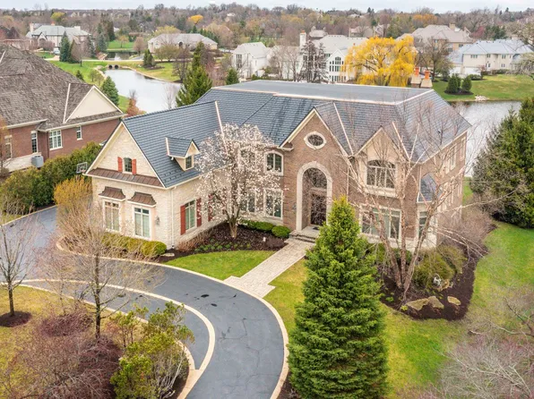 435 Winfield Ln, Inverness, IL 60010