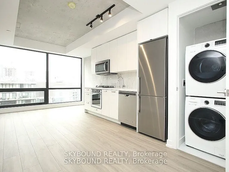 458 Richmond St W #1105 — Photo 13