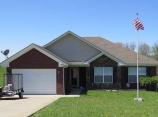 1009 3rd Cors, Lawrenceburg, KY 40342