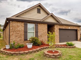 6778 Southern Trace Cir, Leeds, AL 35094