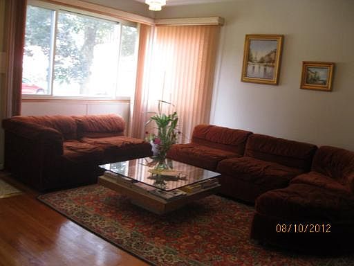 2nd image of 3939 W Fargo Ave