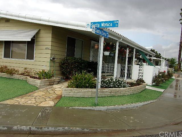2nd image of 1716 Santa Monica Dr
