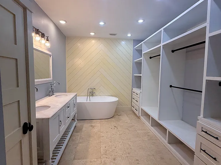 154 Delbert Ln — Photo 18