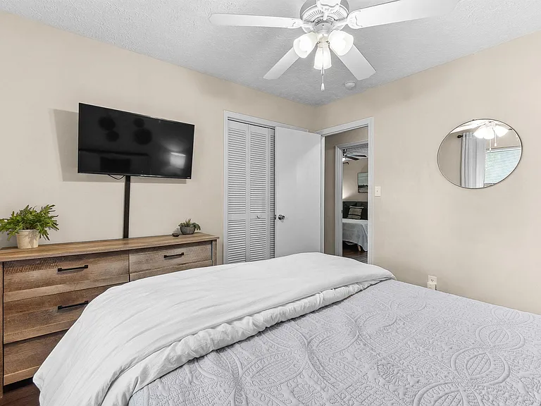 1100 Kenwood Dr — Photo 40