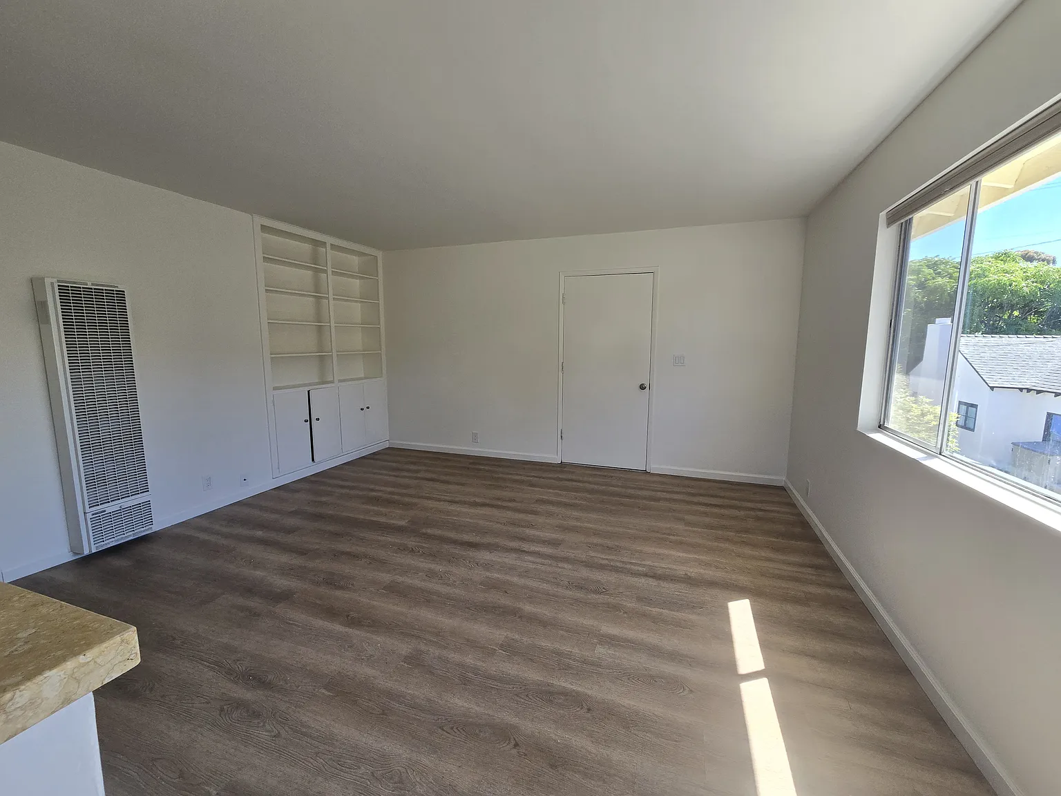 2 bed, $3,350 — Photo 4