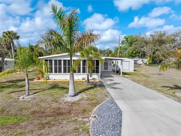 9347/9355 Boots St, Punta Gorda, FL 33982