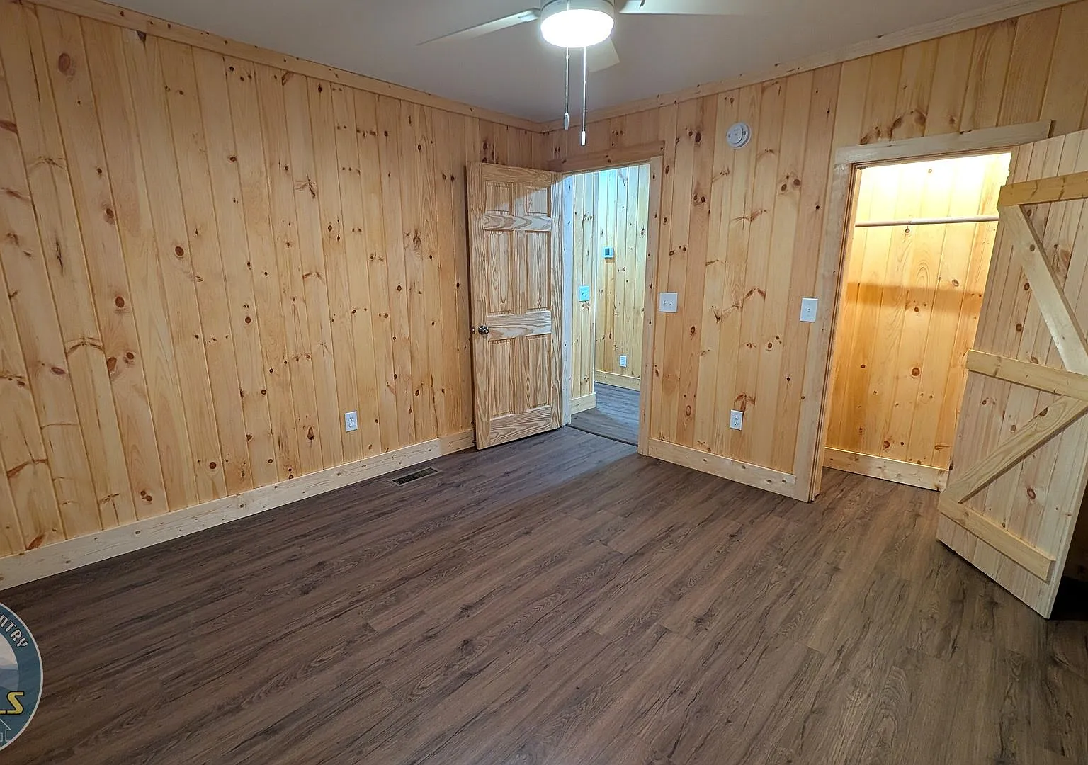 Available Now: House on AppleCart Stop! — Photo 3