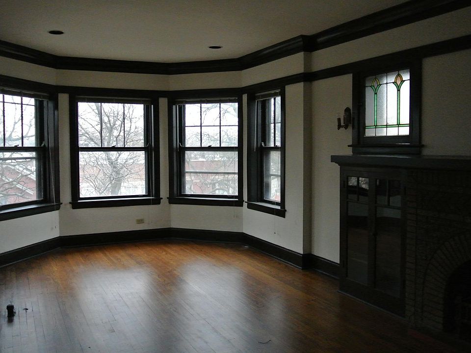1st image of 2626 N Richmond St APT 3