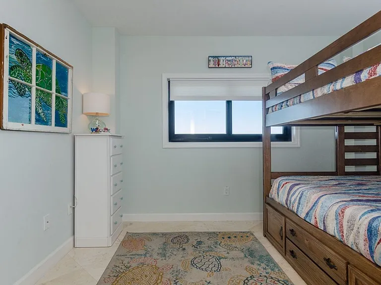 2400 N Lumina Ave #2 — Photo 24