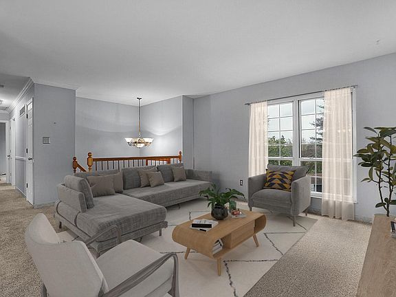 2nd image of 2110 Devonshire Dr