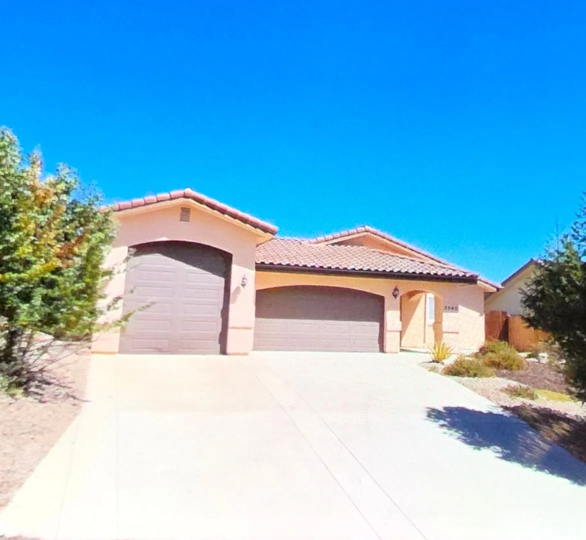 Newer 3-Bedroom Home in Heritage Ranch — Photo 3