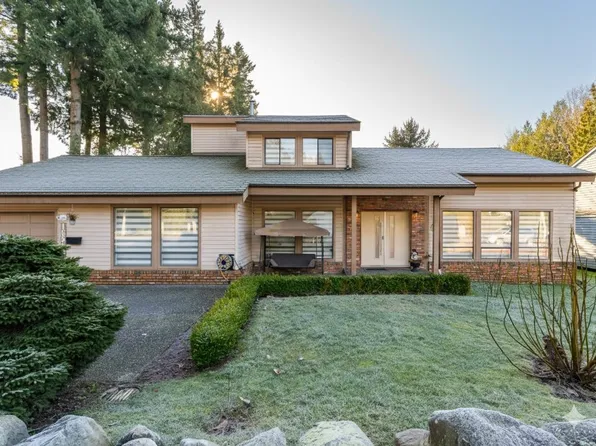 16566 80th Ave, Surrey, BC V4N 0H3